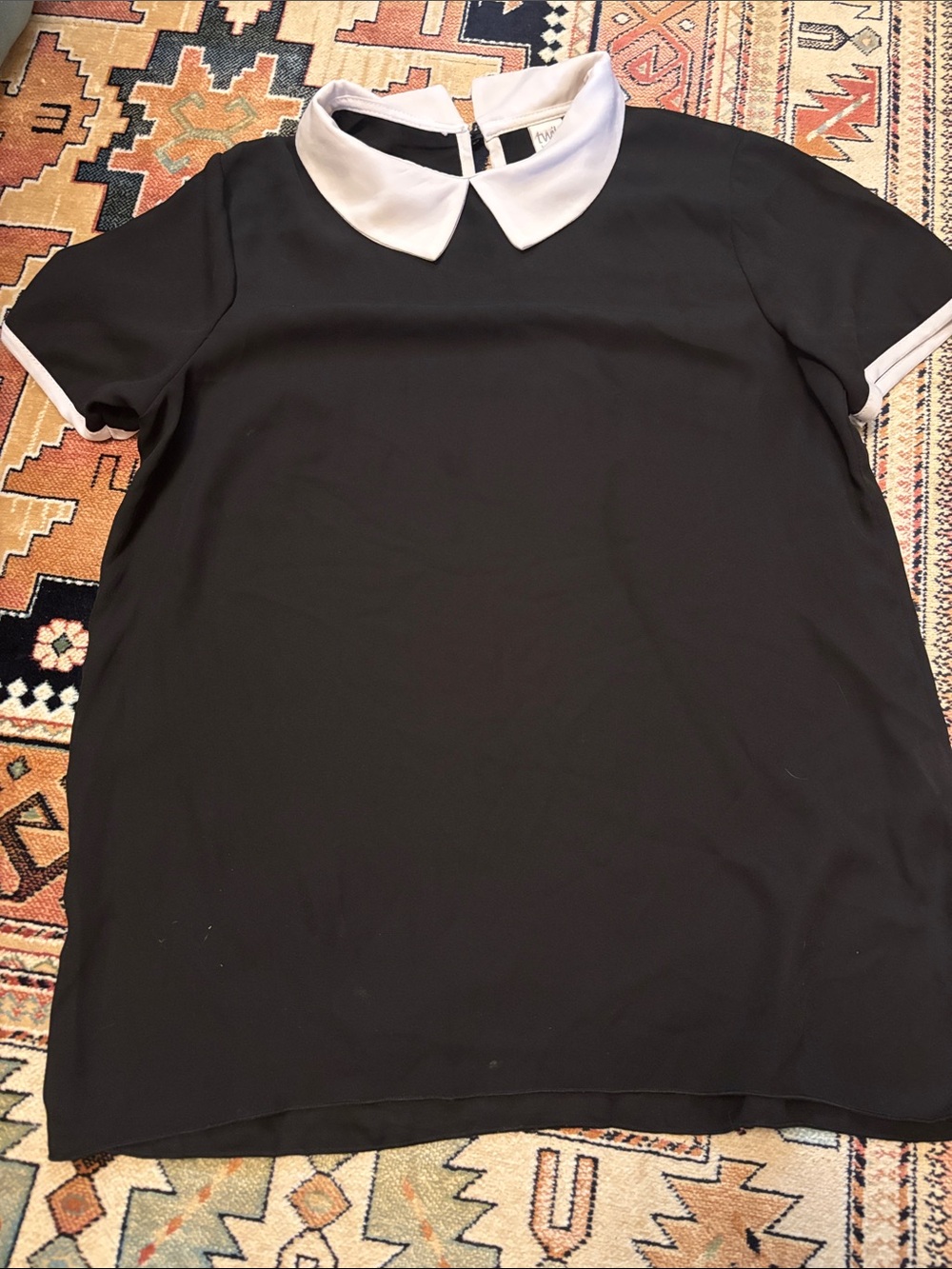 Twik Black Short-Sleeve Top with White Peter Pan Collar